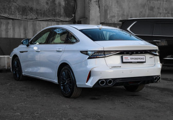 Подержанный автомобиль Chery Arrizo 8 2024 года (6 фото)