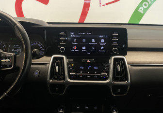Подержанный автомобиль Kia Sorento 2020 года (13 фото)
