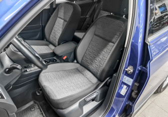 Подержанный автомобиль Volkswagen Tiguan 2021 года (20 фото)