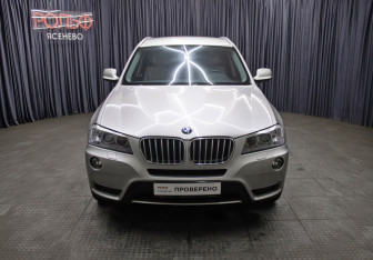 Подержанный автомобиль BMW X3 2012 года (2 фото)
