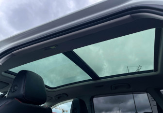 Подержанный автомобиль Skoda Karoq 2023 года (15 фото)