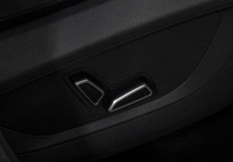 Подержанный автомобиль Changan UNI-S 2024 года (17 фото)