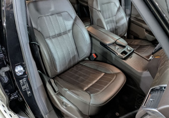 Подержанный автомобиль Mercedes-Benz GLE 2018 года (24 фото)