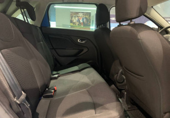 Подержанный автомобиль LADA (ВАЗ) XRAY 2022 года (10 фото)