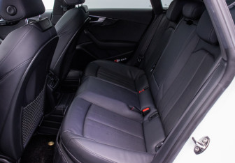 Подержанный автомобиль Audi A5 Liftback 2020 года (11 фото)