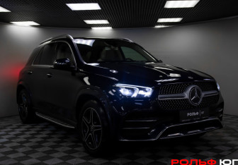Подержанный автомобиль Mercedes-Benz GLE 2020 года (24 фото)