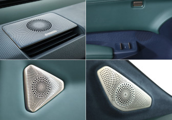 Подержанный автомобиль Zeekr X 2023 года (19 фото)