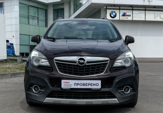 Подержанный автомобиль Opel Mokka 2014 года (2 фото)