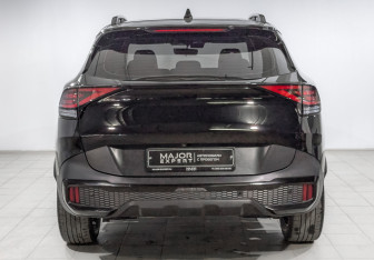 Подержанный автомобиль Kia Sportage 2023 года (6 фото)