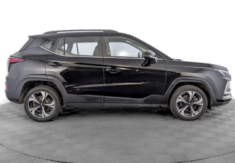 Подержанный автомобиль Москвич 3 2023 года (4 фото)