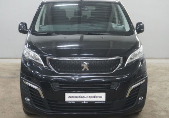 Подержанный автомобиль Peugeot Traveller 2020 года (2 фото)