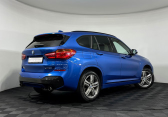 Подержанный автомобиль BMW X1 2018 года (2 фото)