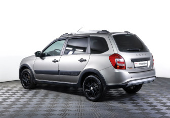 Подержанный автомобиль LADA (ВАЗ) Granta Wagon 2022 года (7 фото)