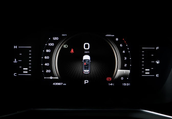 Подержанный автомобиль Geely Atlas Pro 2022 года (11 фото)