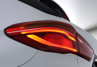 Подержанный автомобиль BMW X1 2019 года (20 фото)