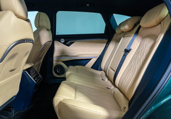 Подержанный автомобиль Voyah Free 2023 года (10 фото)