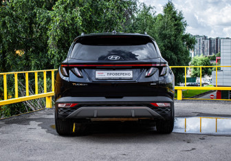 Подержанный автомобиль Hyundai Tucson 2021 года (5 фото)
