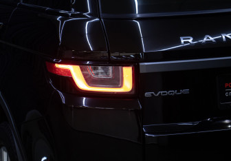 Подержанный автомобиль Land Rover Range Rover Evoque 2018 года (23 фото)