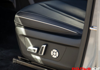 Подержанный автомобиль Tank 300 2023 года (14 фото)