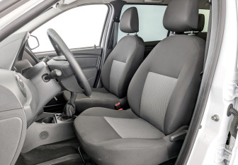 Подержанный автомобиль LADA (ВАЗ) Largus Wagon 2025 года (20 фото)