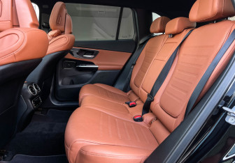 Подержанный автомобиль Mercedes-Benz GLC Coupe 2023 года (10 фото)