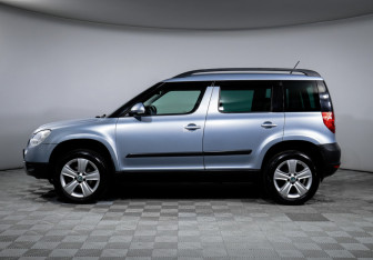 Подержанный автомобиль Skoda Yeti 2011 года (8 фото)