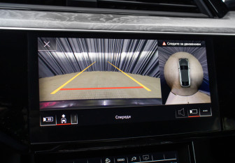 Подержанный автомобиль Audi e-tron Sportback 2021 года (21 фото)