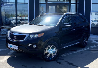 Подержанный автомобиль Kia Sorento 2012 года (1 фото)