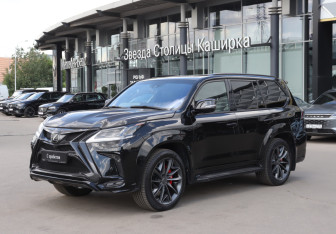 Подержанный автомобиль Lexus LX 2019 года (1 фото)