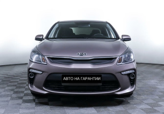 Подержанный автомобиль Kia Rio Sedan 2018 года (2 фото)