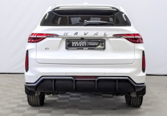 Подержанный автомобиль Haval F7 2023 года (6 фото)