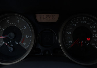 Подержанный автомобиль Renault Megane Sedan 2006 года (18 фото)