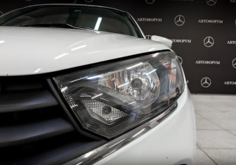 Подержанный автомобиль LADA (ВАЗ) Granta Sedan 2023 года (17 фото)