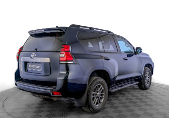 Подержанный автомобиль Toyota Land Cruiser Prado 2018 года (5 фото)