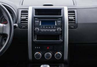 Подержанный автомобиль Nissan X-Trail 2014 года (14 фото)