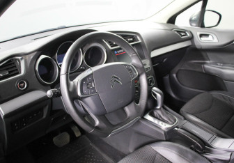 Подержанный автомобиль Citroen C4 Sedan 2021 года (8 фото)