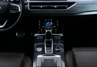 Подержанный автомобиль Chery Tiggo 8 Pro 2021 года (14 фото)