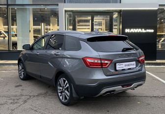 Подержанный автомобиль LADA (ВАЗ) Vesta Wagon 2018 года (7 фото)