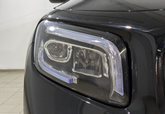 Подержанный автомобиль Mercedes-Benz GLB 2020 года (11 фото)