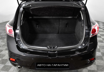 Подержанный автомобиль Mazda 3 Hatchback 2012 года (12 фото)