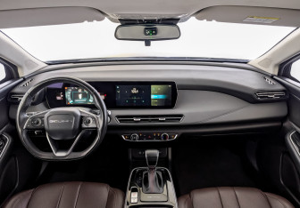Подержанный автомобиль BAIC U5 Plus 2024 года (14 фото)