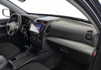 Подержанный автомобиль Kia Sorento 2014 года (21 фото)
