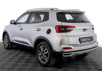 Подержанный автомобиль Chery Tiggo 4 2022 года (7 фото)