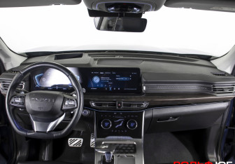 Подержанный автомобиль Exeed VX 2022 года (13 фото)