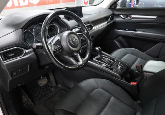 Подержанный автомобиль Mazda CX-5 2017 года (16 фото)