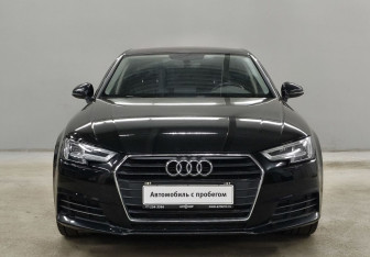 Подержанный автомобиль Audi A4 Sedan 2019 года (2 фото)