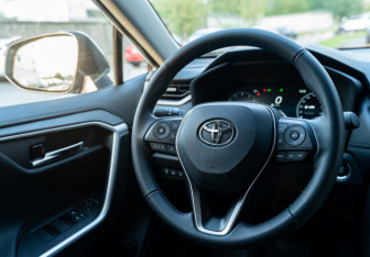 Новый Toyota RAV4 2025 (23 фото)