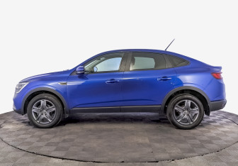 Подержанный автомобиль Renault Arkana 2021 года (8 фото)