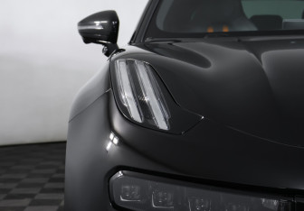 Подержанный автомобиль Zeekr 001 2023 года (29 фото)