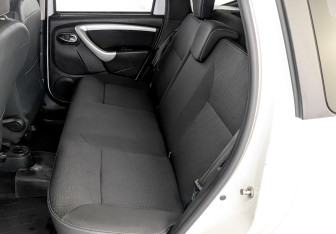 Подержанный автомобиль Nissan Terrano 2020 года (12 фото)